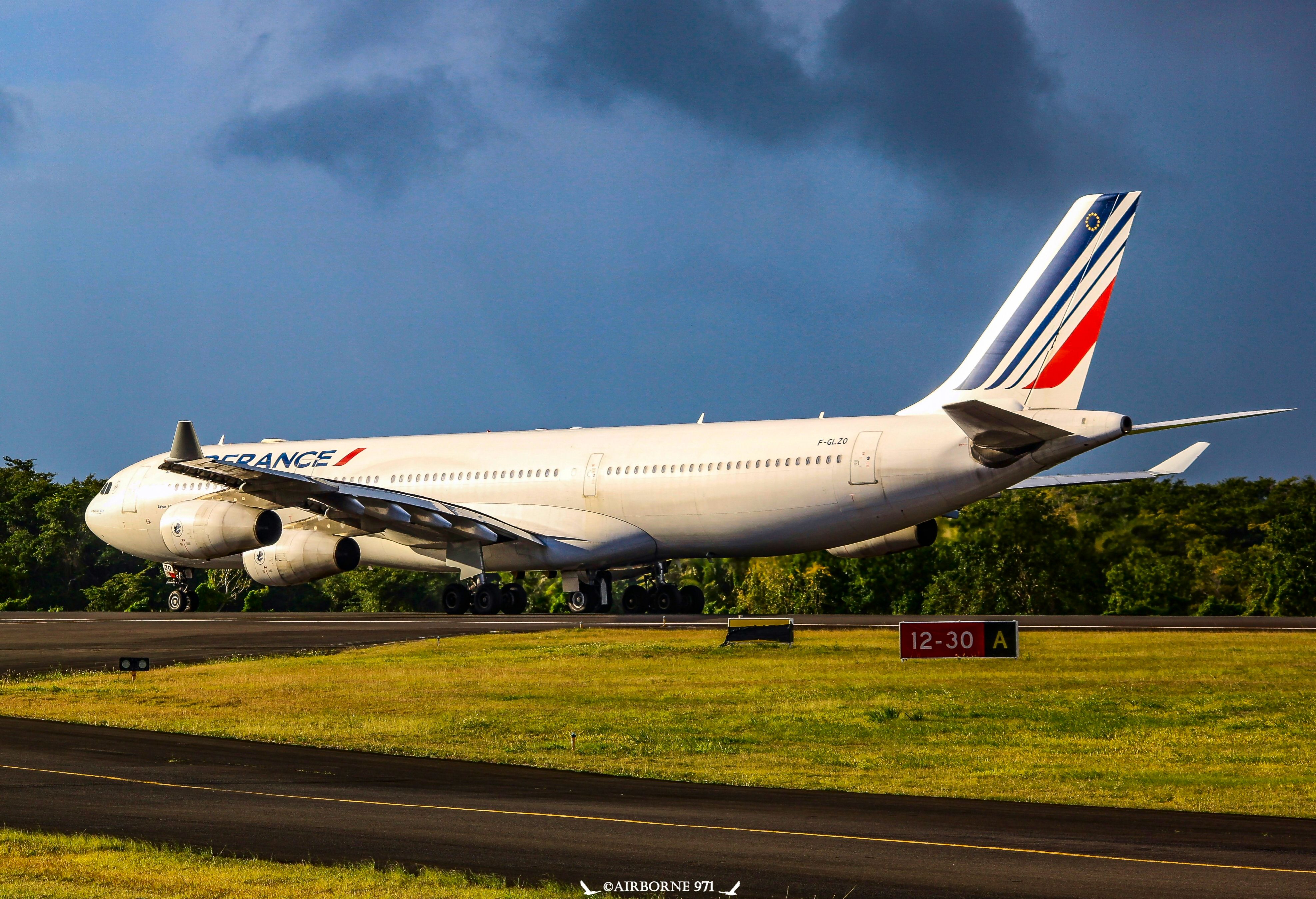 A340 300 Air France F Glzo Aeropix