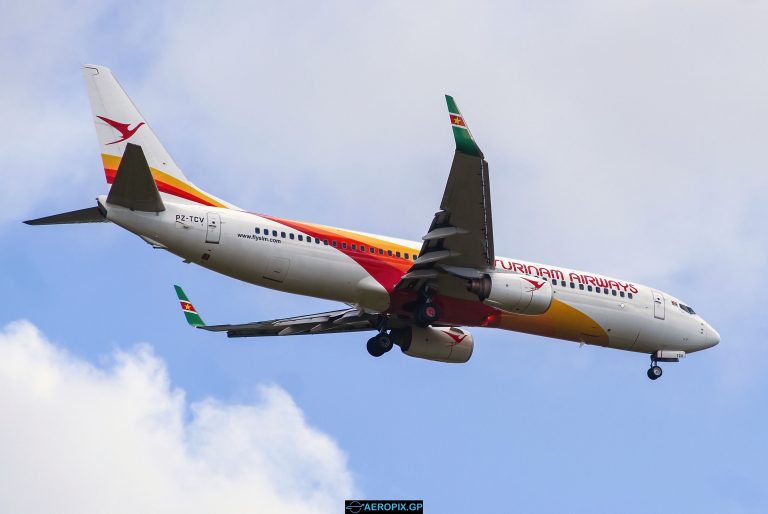 B737-800 Surinam Airways PZ-TCV