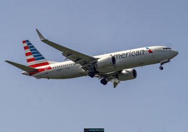 B737-8MAX American Airlines N310RF