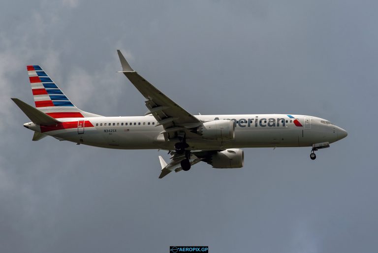 B737-8 American N342SX