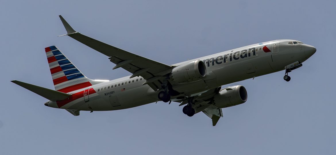 B737-8MAX American Airlines N343RY