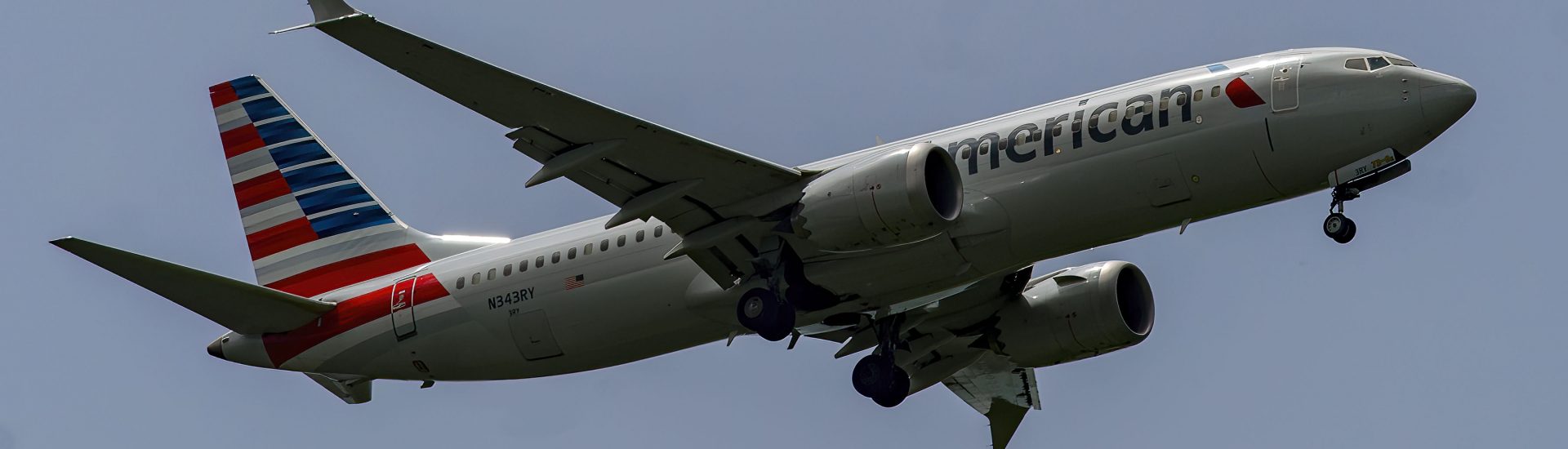 B737-8MAX American Airlines N343RY